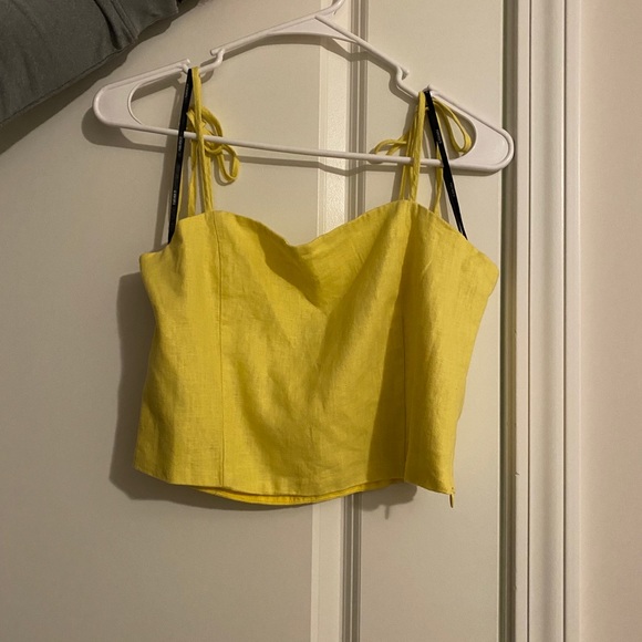 Tops - Yellow crop top